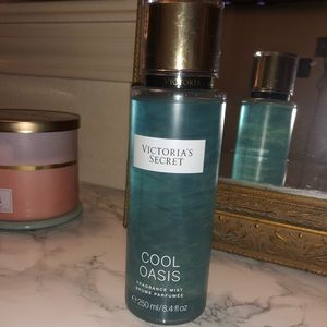 Cool Oasis Victoria Secret Spray